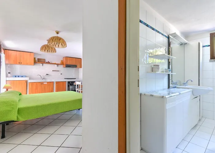 Giardino Di Via Del Ruotone Marciana Marina (Isola d'Elba)