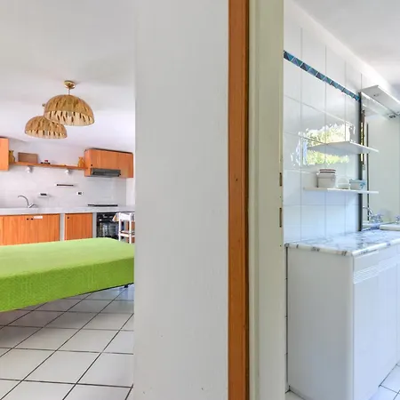 Giardino Di Via Del Ruotone מרצ'יאנה מרינה