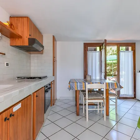 Giardino Di Via Del Ruotone شقة